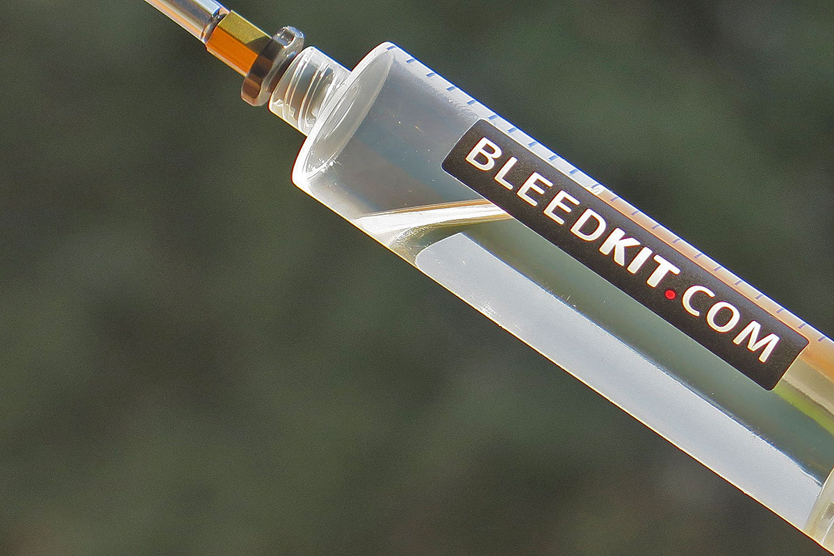 gold hydraulic oil bleedkit.com
